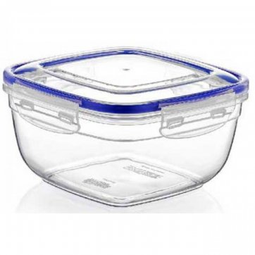 Dunya Square plastic food container 2.400ml with safety clip 20x20x11.5cm.